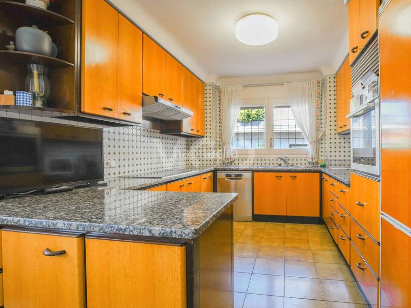 Foto 72b2a182-a137-4c77-aa40-d42820e12c80. Casa amb aparcament a Manlleu