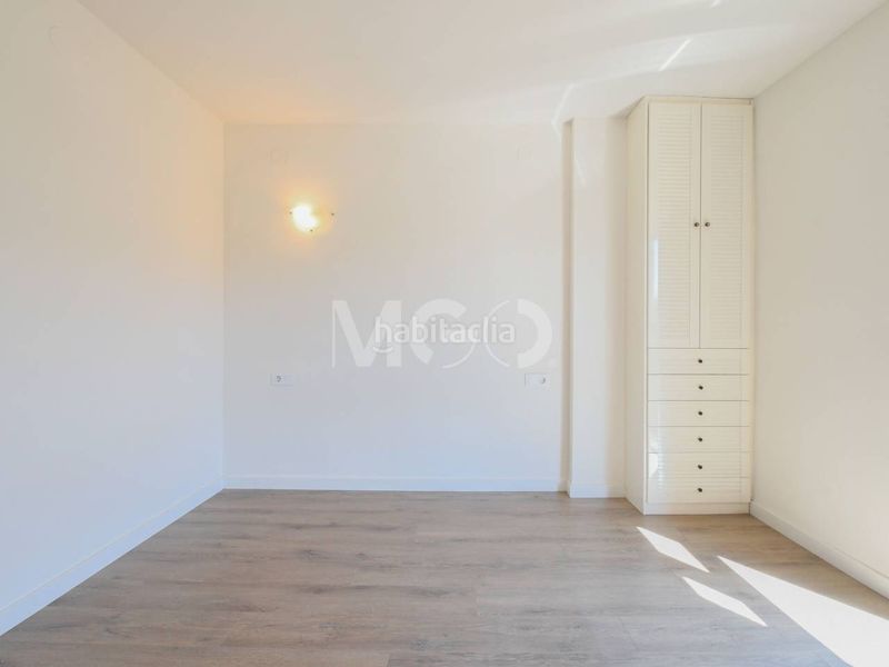 Foto f3b83425-99b1-4df9-b83e-ee8a3b0535e0. Pis amb calefacció aparcament a Centre Vic