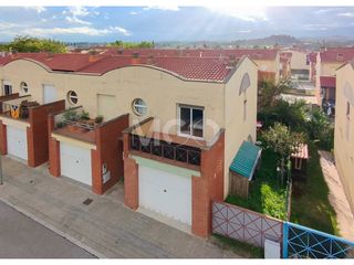 Casa a Roda de Ter. Casa a tres vents en venda a roda de ter