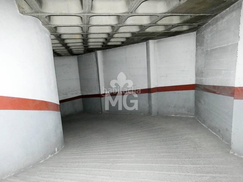 Foto acca9f6a-93e0-4db8-97e9-51d43db2d77b. Posto auto in jacint verdaguer 28 in Centre Vic