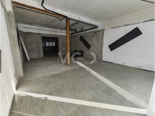 Miete Geschäftsraum in Olost 12. Local a lloguer a vic