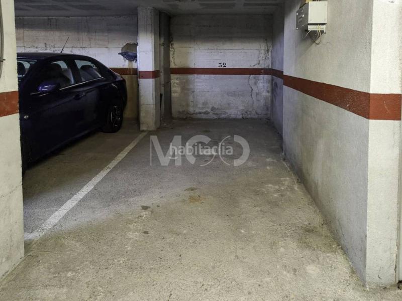 Foto 903b3512-6504-43fb-b6cf-5b59069ef28d. Parking coche en joan xxiii 9 lot daparcaments en venda a en Vic