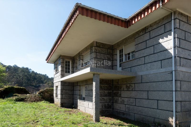 Foto 0ae6719b-b35e-4b07-9a91-fcaebe62bc8e. Xalet amb aparcament a Salceda de Caselas