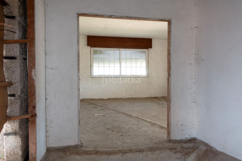 Foto 456e19b8-3999-4a9e-9a9b-aecc17db9f34. Xalet amb aparcament a Salceda de Caselas