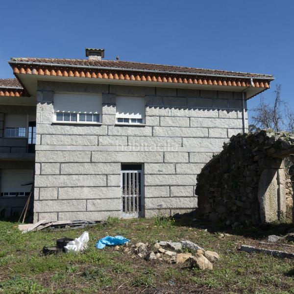Foto 6574da4d-61b2-4155-9e26-6d60272d90df. Chalet con parcheggio in Porriño (O)