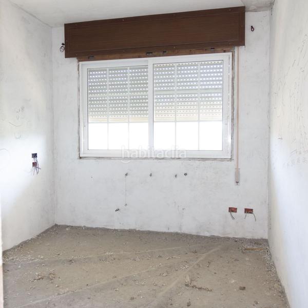 Foto bf498352-4e43-48f4-8555-018f57bfb00f. Chalet con parcheggio in Porriño (O)