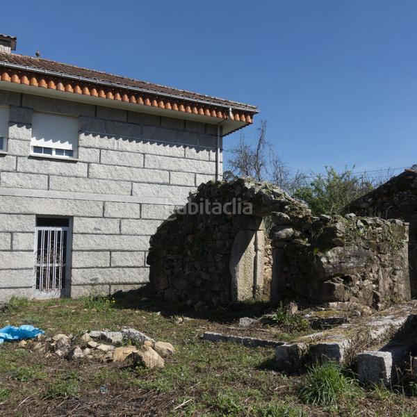 Foto ed4c25bc-cb44-4b44-9457-1ad646e144ea. Chalet con parcheggio in Porriño (O)