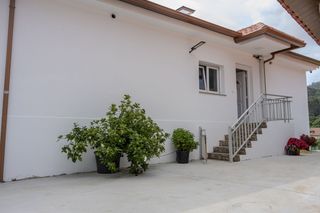 Maison à Vilaboa. Casa en venta en vilaboa, 4 dormitorios.