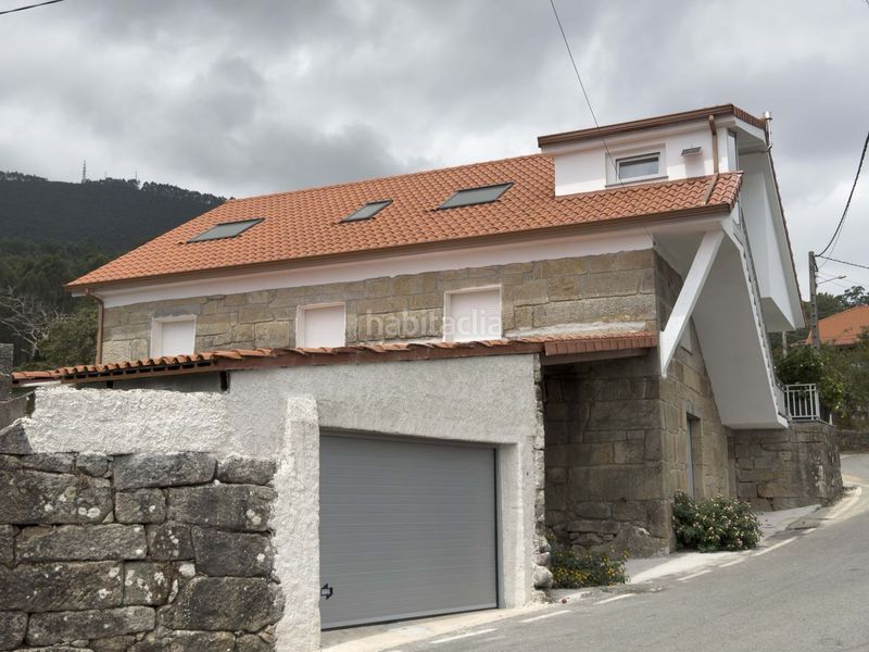 Foto d4c92b19-9105-4387-9141-dd6d9717b006. Casa con parcheggio in Vilaboa
