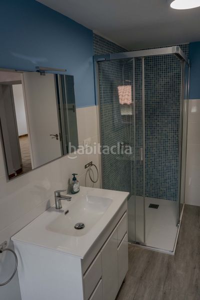 Foto fe901f55-6bb6-422e-98ba-3a16723b21ab. Casa con parcheggio in Vilaboa