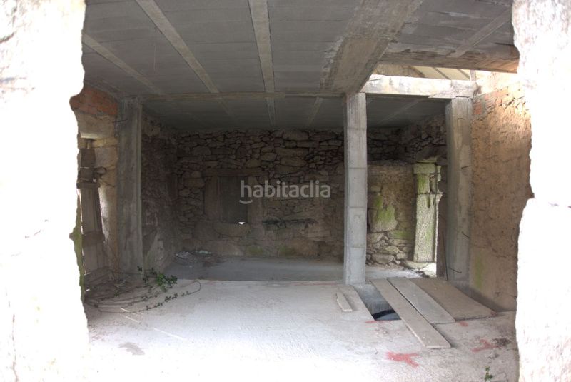 Foto 3aae1c64-ae1d-47e5-8001-1921b87a1118. Casa amb aparcament a Salceda de Caselas
