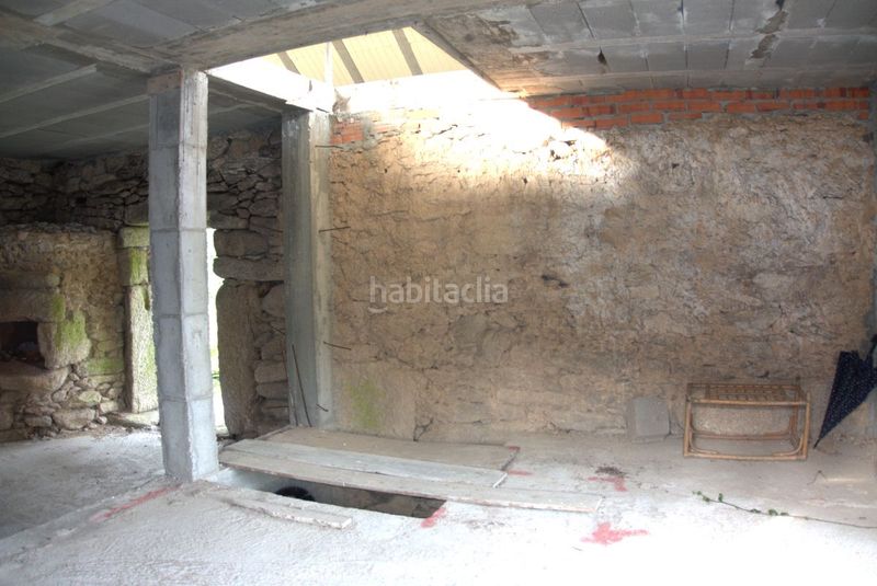 Foto 3da8eff1-fb29-496f-af79-ed6b1583768c. Casa amb aparcament a Salceda de Caselas