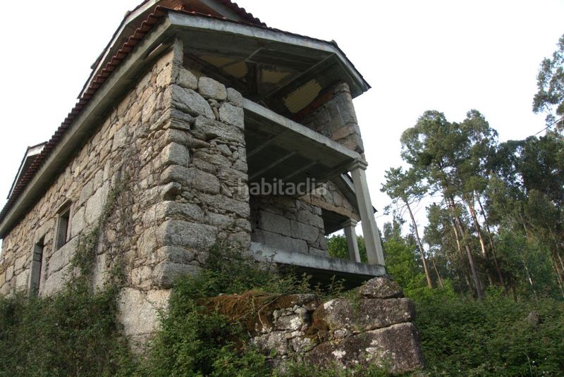 Foto e907cbeb-ac85-4c74-b69f-521bb7252dae. Casa amb aparcament a Salceda de Caselas