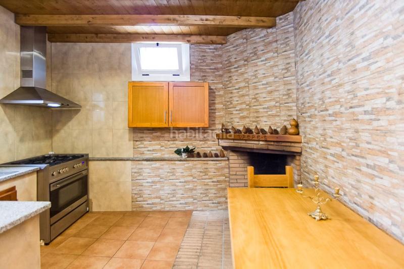 Foto 25dcd2ab-0360-45b5-8589-e194d3a9346a. Casa  en venta en vilardevos, 8 dormitorios. en Vilamarín