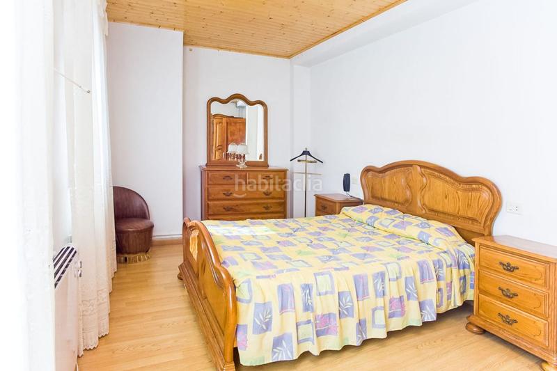 Foto 3cdc03e4-8e58-46f8-894b-da2ea370a3c6. Casa  en venta en vilardevos, 8 dormitorios. en Vilamarín