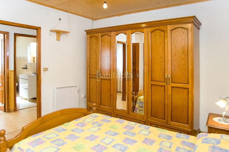 Foto 778522db-5612-49a9-9c48-64c2ded6e777. Casa  en venta en vilardevos, 8 dormitorios. en Vilamarín