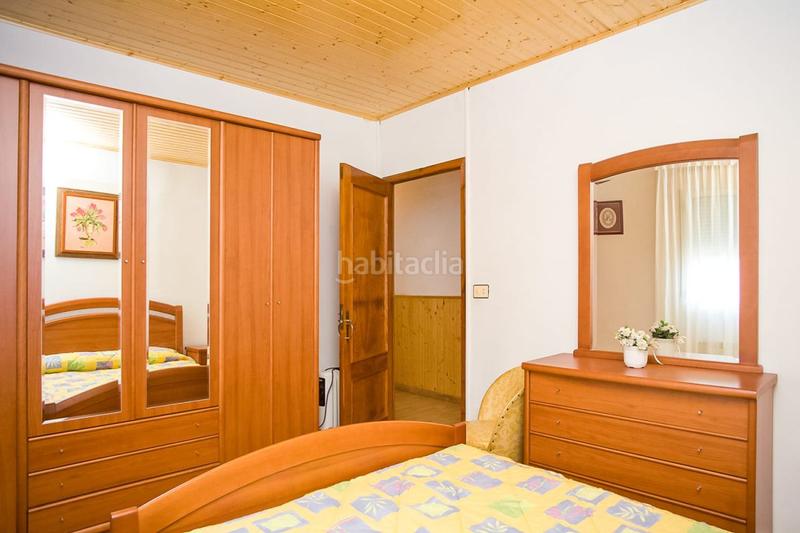 Foto b2ca132c-0a01-4d51-b77f-da1a7a043563. Casa  en venta en vilardevos, 8 dormitorios. en Vilamarín