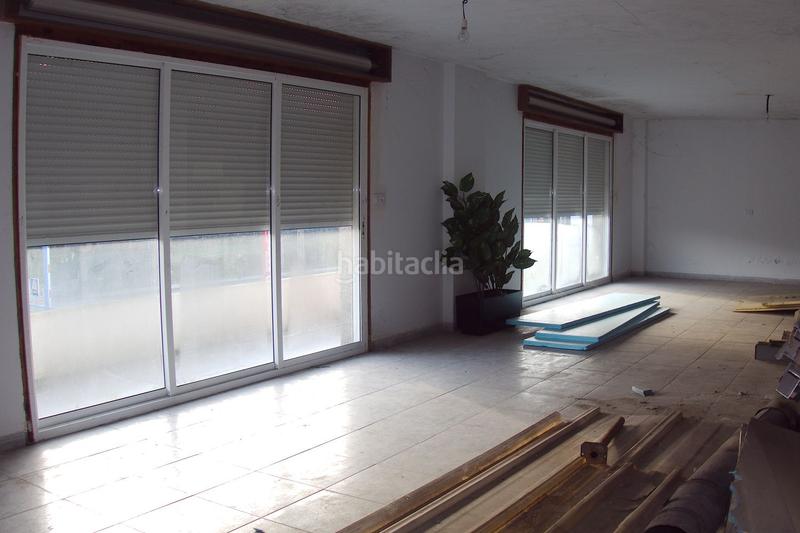 Foto 394f0227-8428-41be-a6de-4fa8e5f079b6. Lloguer local comercial a Porriño (O)