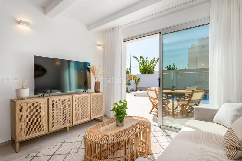 Foto e514c263-98f3-41b9-89c3-cbf1f1d39387. Apartament amb aparcament a San Gabriel Alicante