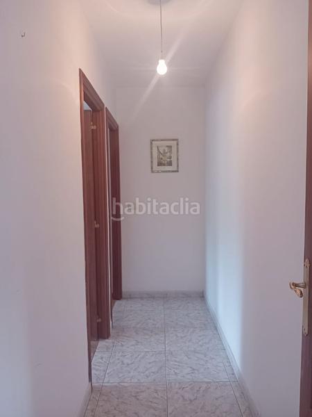 Foto ed391548-32c1-4981-b3e2-9e6f43b4d25a. House with heating parking in Ponteareas