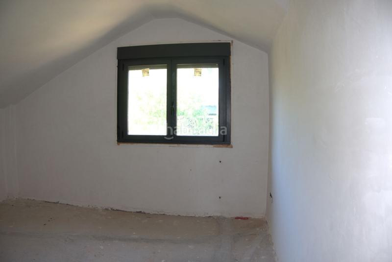 Foto 13f6298e-ab78-457f-97c5-814e85b49bcb. Chalet  en venta en amorin, 4 dormitorios. en Tomiño