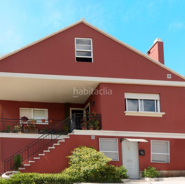 Foto 4c32b748-b2cf-4210-a176-5c2b253cef4f. Casa amb calefacció aparcament a Gondomar