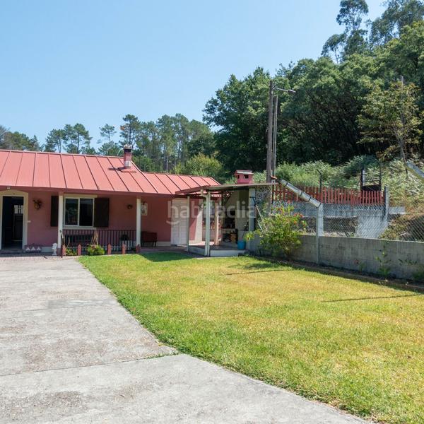Foto 4071bbf2-2f47-4712-90e1-e323fdf97e62. Casa  en venta , 3 dormitorios. en Mondariz