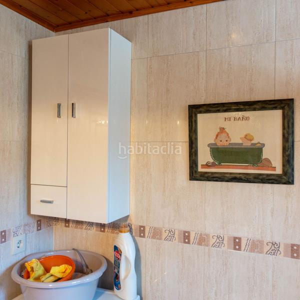 Foto 54bb50b3-371f-42d9-adb2-a615937d129a. Casa  en venta , 3 dormitorios. en Mondariz