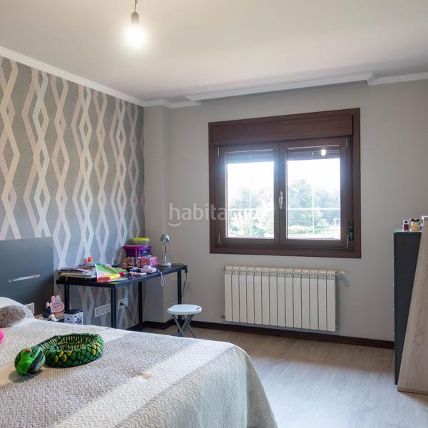 Foto b845ecf0-5b0b-4e28-9843-c9aad6cb8c83. Chalet  en venta en hacia pob. porriño xinzo, 3 dormitorios. en Ponteareas