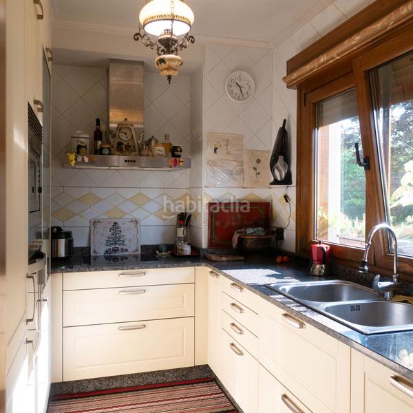 Foto 4b33e791-783a-4e93-a2ba-e18d38b56e62. Xalet amb calefacció aparcament a Salceda de Caselas