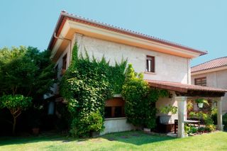 Xalet en Salceda de Caselas. Chalet en venta en salceda de caselas, 3 dormitorios.