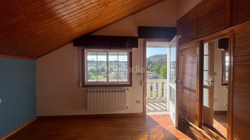 Foto 60d5c16d-6248-409d-9ac8-3badf5dd9fc9. Casa amb calefacció aparcament a Salceda de Caselas