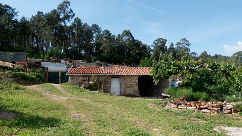 Foto f0abbe2a-f40b-4ecd-b3f1-a14c1e0a766e. Casa amb calefacció aparcament a Ponteareas