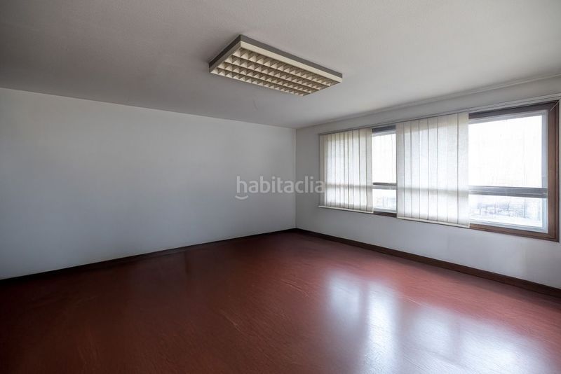 Foto 03ea928b-5dbd-43fb-8e59-bd86034f00b1. Local commercial dans Porriño (O)