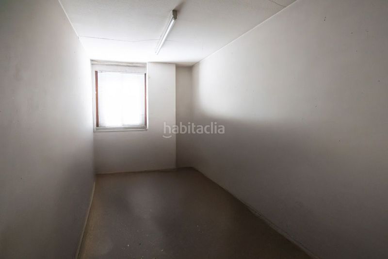 Foto f85d9d62-e797-4993-b122-94b85ef56bd7. Local commercial dans Porriño (O)
