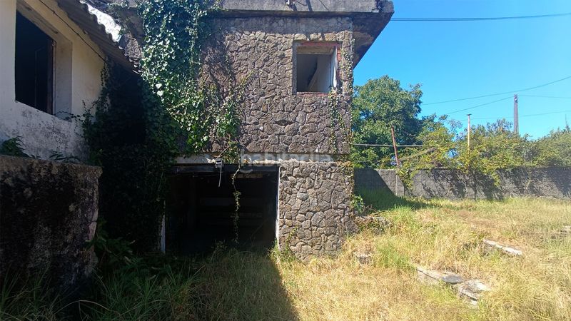 Foto cb5b23cb-b319-43a9-be59-5571f32fe5e9. Casa a Ponteareas