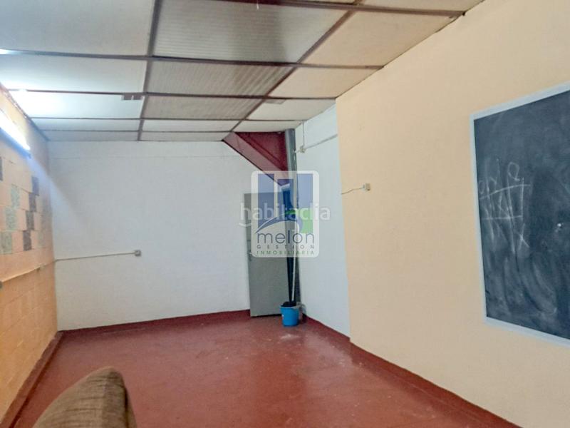 Foto 8004e9de-5fc6-4d4c-88d0-dd07273a4c42. Local comercial en Villafría - La Ventilla - Castañares Burgos