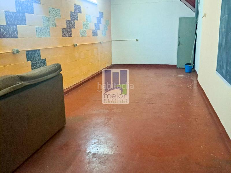 Foto ffbe6c59-acfc-4c11-8808-4373481d363e. Local comercial en Villafría - La Ventilla - Castañares Burgos