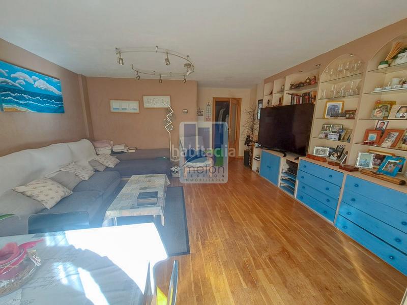 Foto e20f5ce3-42ad-4314-acb4-61fabff00b7b. Chalet with parking in Villatoro Burgos