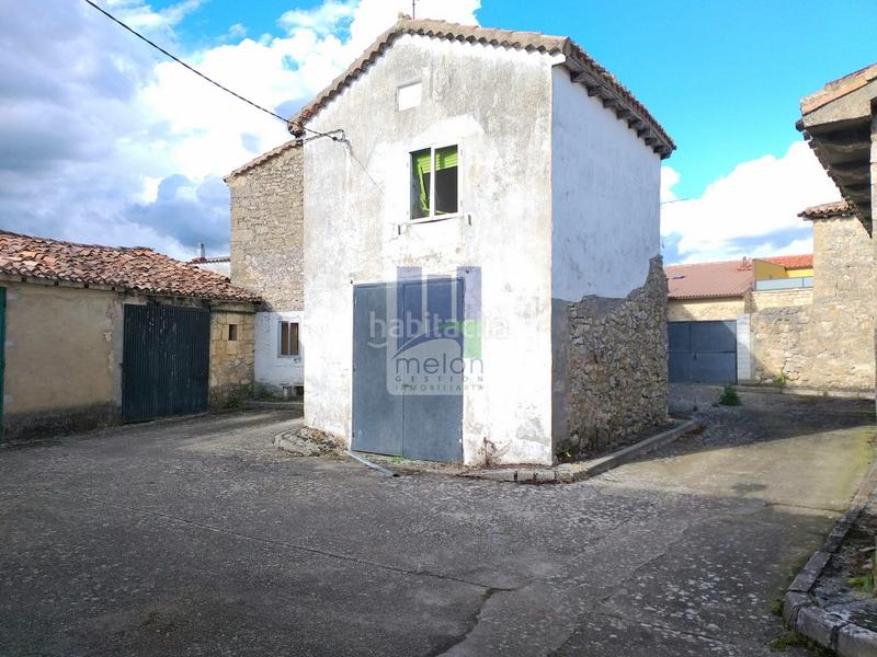 Foto 53c5560a-4c64-4ed9-be2a-877930c27b50. Chalet mit parking in Valle de las Navas