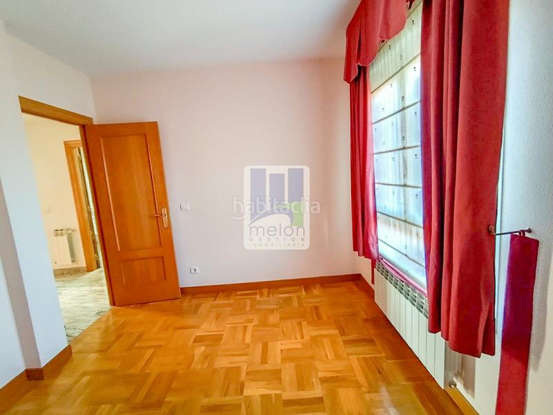 Foto 0c1c0a06-e565-4ab8-819e-470de07a70ec. Chalet avec parking dans Villagonzalo Pedernales