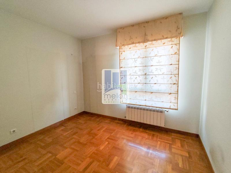 Foto 3526e2e9-4cd4-48c7-afba-8b4a183df052. Chalet avec parking dans Villagonzalo Pedernales