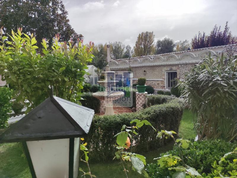 Foto 5926cf0c-4aa4-41f2-9ee6-a6684466ff77. Chalet en Barriada de Yagüe Burgos