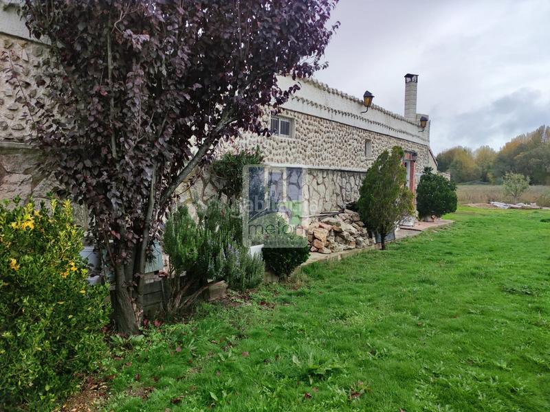 Foto 9e9cb627-f4e9-40a0-a04e-ec3a1c855352. Chalet en Barriada de Yagüe Burgos