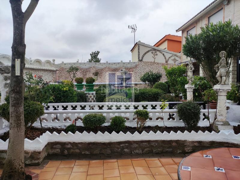 Foto a7c9babd-b071-42e5-bdbc-44a3d1b79a8f. Chalet en Barriada de Yagüe Burgos