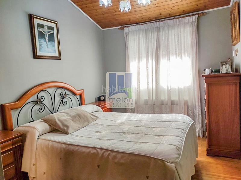 Foto 5fab44cf-a88b-4055-9027-6704bd953d57. Chalet mit parking in Barriada de Yagüe Burgos