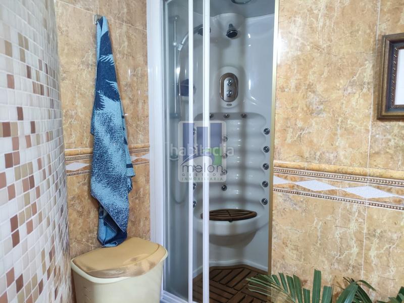 Foto 98b7cde1-eaef-4a68-97b5-0f1035b32402. Chalet mit parking in Barriada de Yagüe Burgos