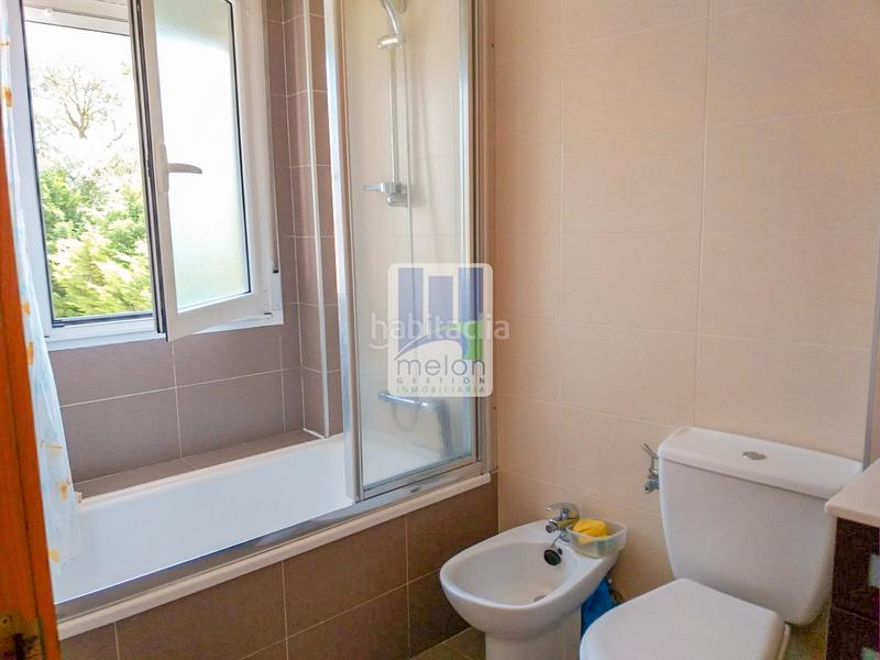 Foto 7053ad40-70fb-4b6f-8691-38c6a1c32c9c. Chalet con parcheggio in Alfoz de Quintanadueñas