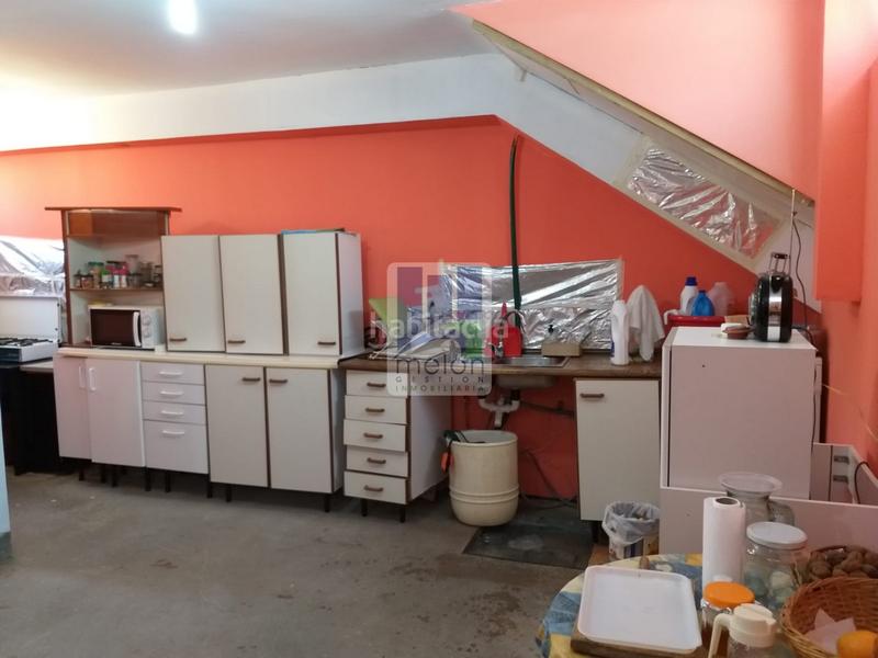 Foto 75e67593-7b0b-4428-a704-0c088f04859e. Chalet con parcheggio in Alfoz de Quintanadueñas