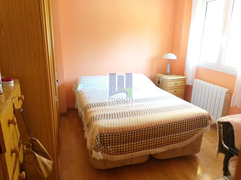 Foto 7d05b7af-79a5-4016-92f3-660753cd4749. Chalet con parcheggio in Alfoz de Quintanadueñas